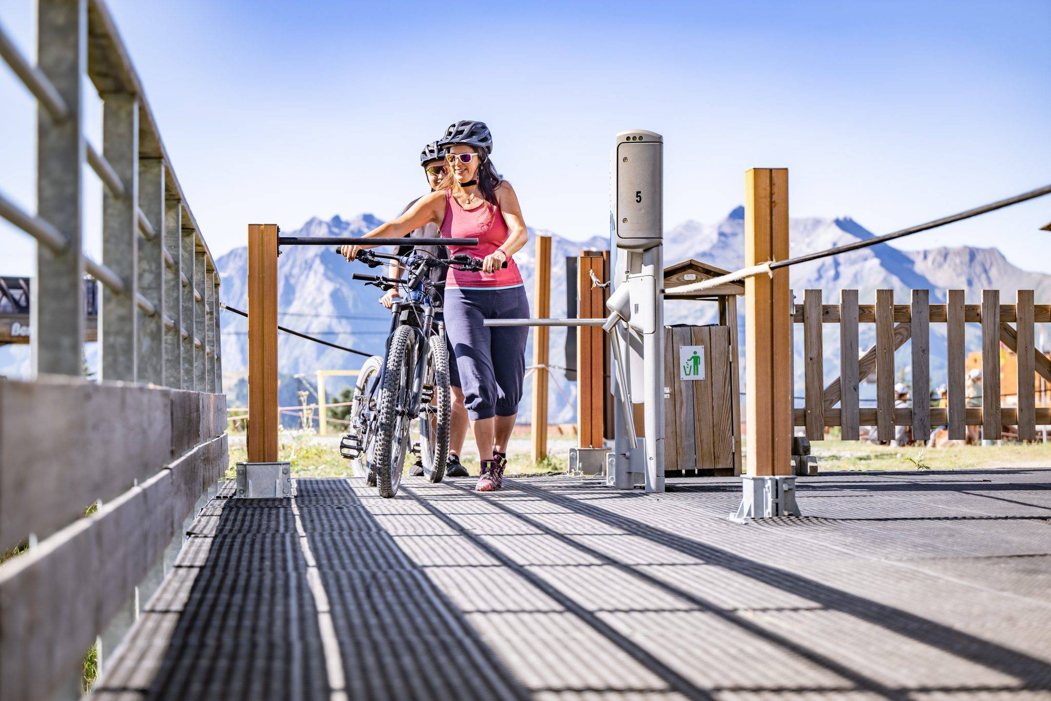 forfait, pass, portique, remontée mécanique, remontées mécaniques, télécabine